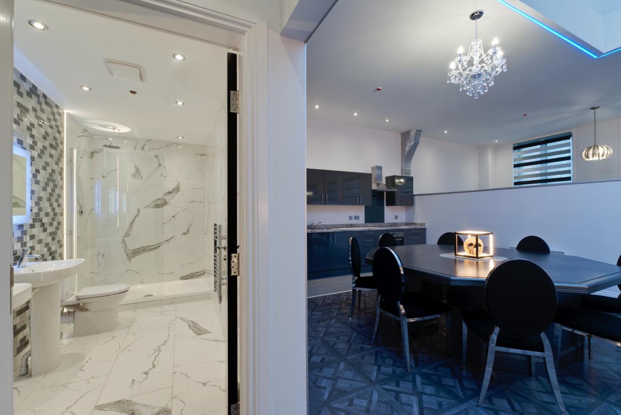 Temple Court Cavern Quarter Apartments By Happy Days Liverpool Exteriör bild