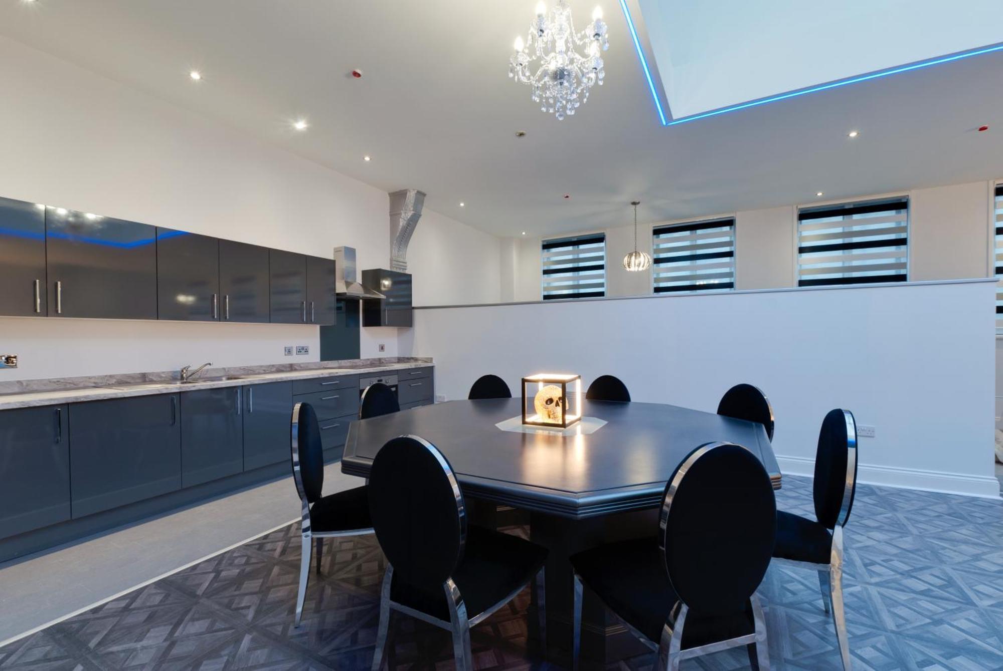 Temple Court Cavern Quarter Apartments By Happy Days Liverpool Exteriör bild