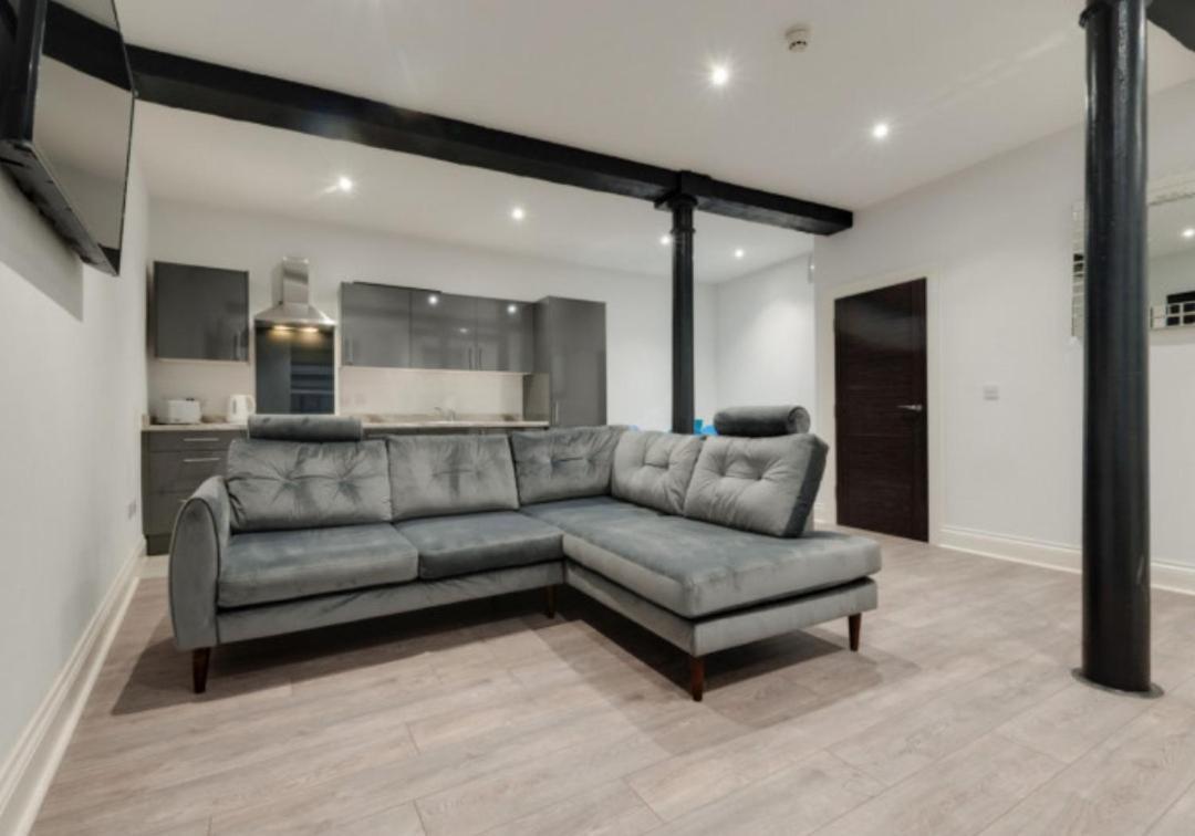 Temple Court Cavern Quarter Apartments By Happy Days Liverpool Exteriör bild